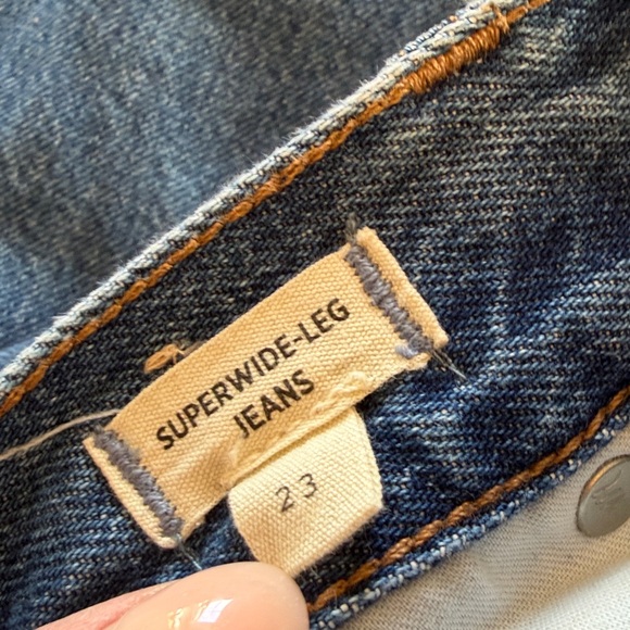 Madewell Superwide-Leg Jeans in Fannin Wash - Picture 10 of 10